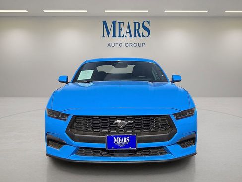 Used 2024 Ford Mustang Premium image 8