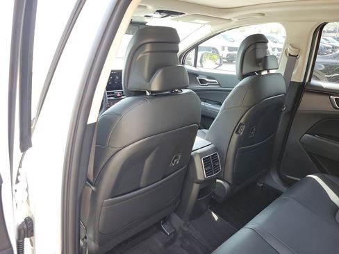 New 2026 Kia Sportage AWD Hybrid image 17