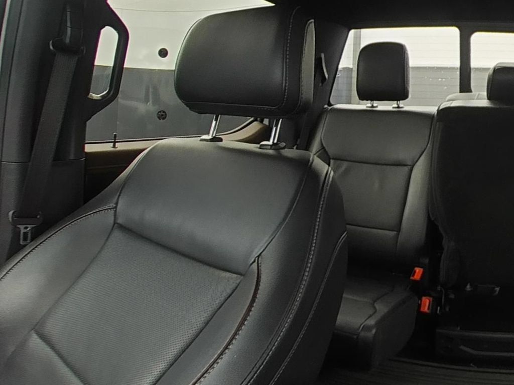Used 2023 Ford F150 Lariat AWD/4WD image 9