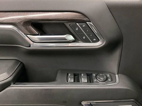 Used 2024 Chevrolet Silverado 1500 LTZ w/ LTZ Premium Package image 40