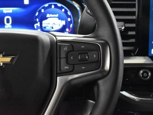 Used 2023 Chevrolet Silverado 1500 LT image 9