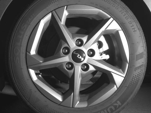 Used 2025 Kia K4 LXS image 14