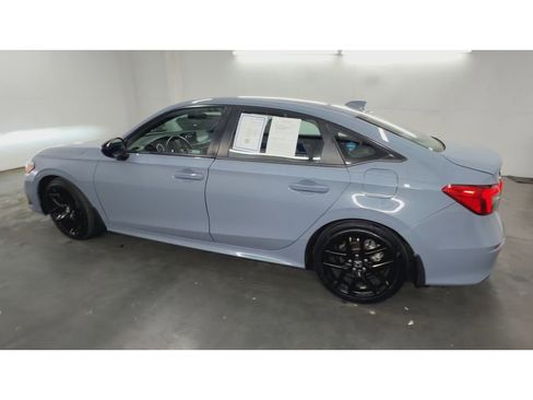 Used 2024 Honda Civic Sport image 6