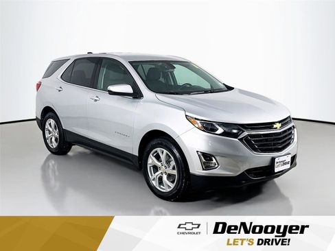 Used 2019 Chevrolet Equinox LT image 1