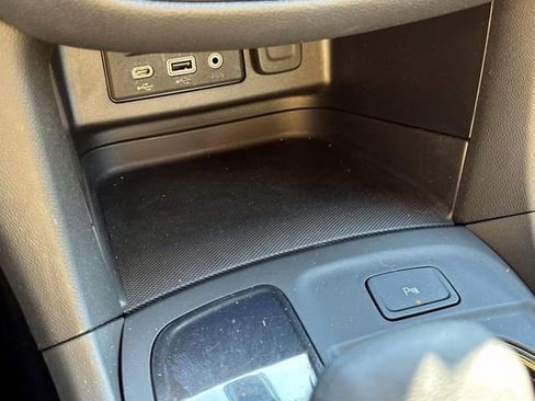 Used 2023 Chevrolet Equinox RS FWD image 27