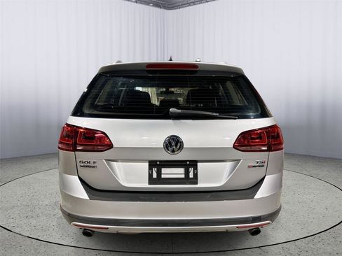 Used 2017 Volkswagen Golf Alltrack SE image 35
