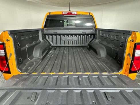 Certified 2025 GMC Canyon AT4 w/ AT4X Package AWD/4WD image 36