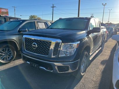 Used 2018 Nissan Titan SV