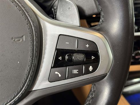 Used 2023 BMW 540i xDrive w/ Executive Package image 23