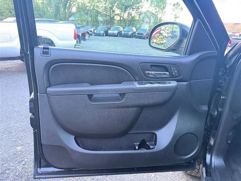 Used 2013 Chevrolet Silverado 1500 LTZ image 12