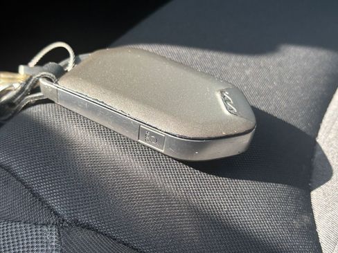 Used 2025 Kia K5 LXS image 25