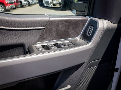 Used 2025 Ford F150 XLT w/ Equipment Group 301A Standard AWD/4WD image 16