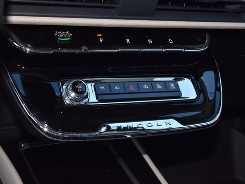 New 2026 Lincoln Corsair Reserve image 29