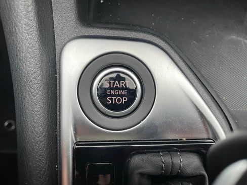 Used 2025 Nissan Sentra SV image 21