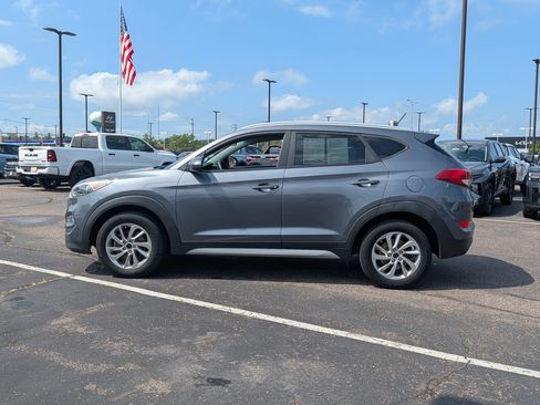 Used 2017 Hyundai Tucson SE w/ SE Popular Package 02 AWD/4WD image 2