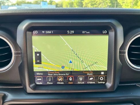 Used 2021 Jeep Wrangler Unlimited Sahara w/ Dual Top Group AWD/4WD image 34