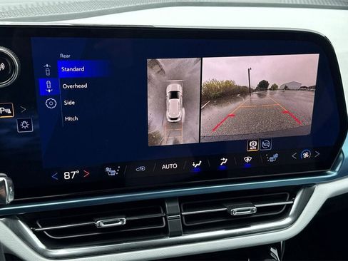 New 2026 Chevrolet Equinox EV LT w/ LPO, Blackout Package image 19