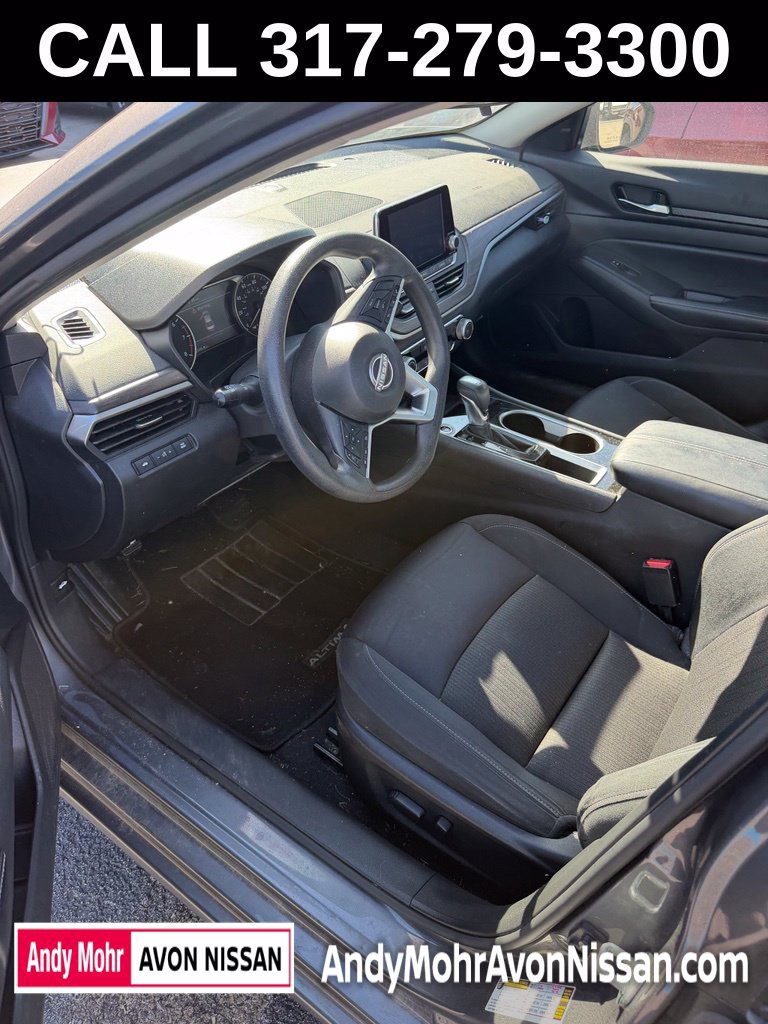 Used 2024 Nissan Altima 2.5 SV FWD image 7