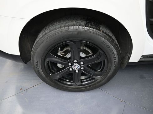 Used 2023 Buick Enclave Essence w/ Sport Touring Edition image 26