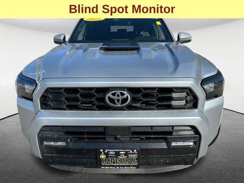Used 2025 Toyota 4Runner TRD Sport AWD/4WD image 4