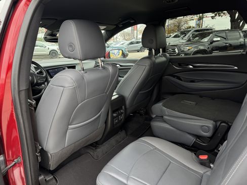 Used 2024 Buick Enclave Premium image 14
