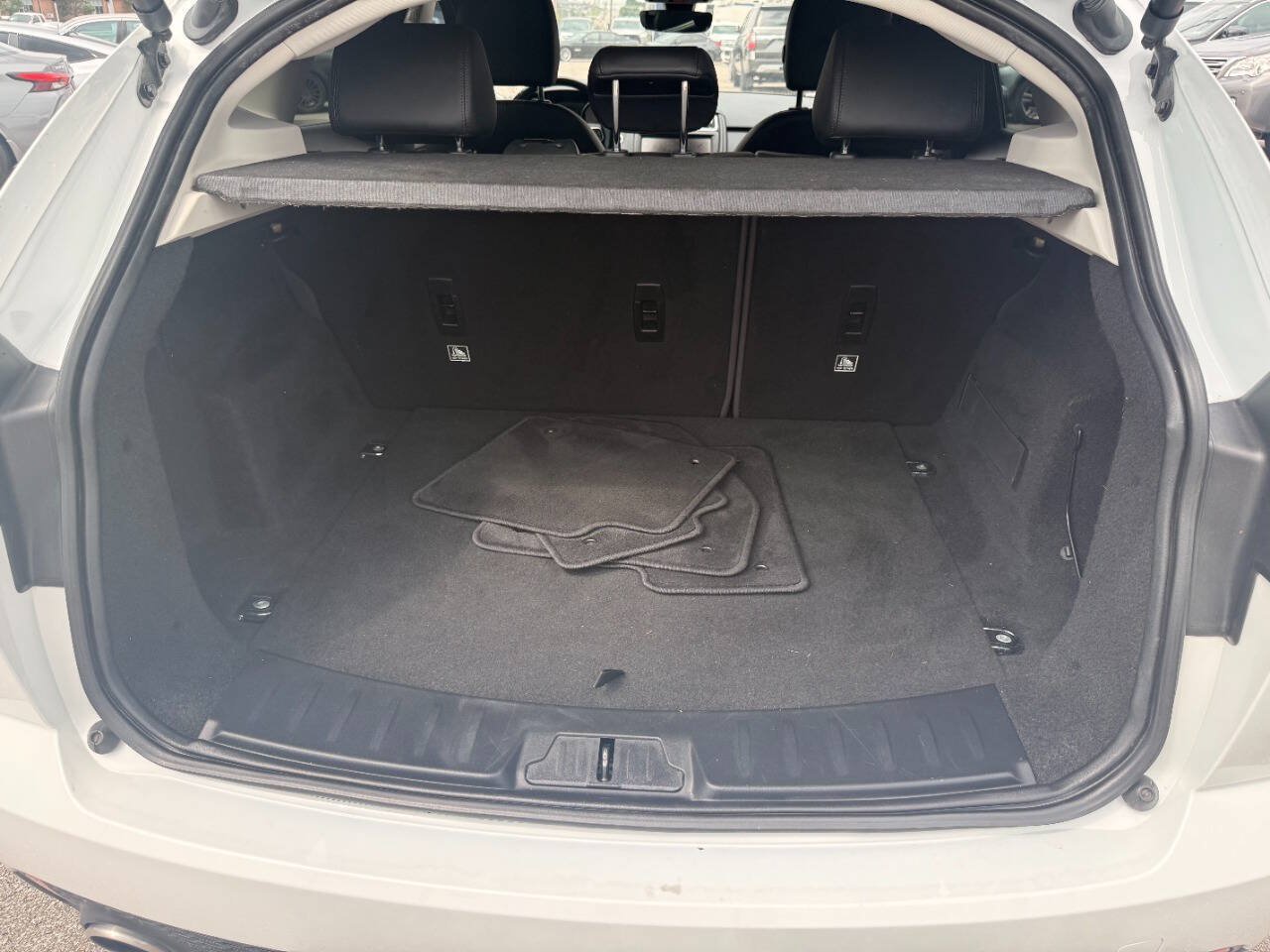 Used 2018 Jaguar E-PACE S AWD/4WD image 39