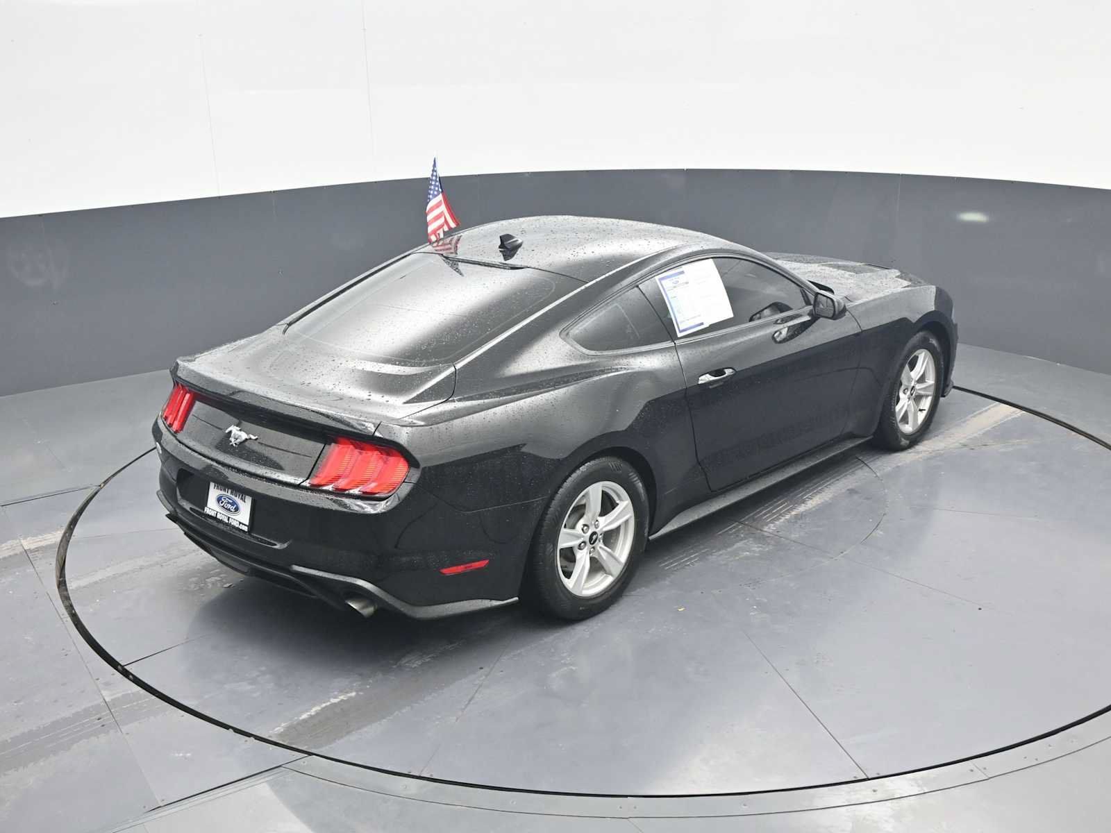 Used 2020 Ford Mustang Coupe RWD image 29