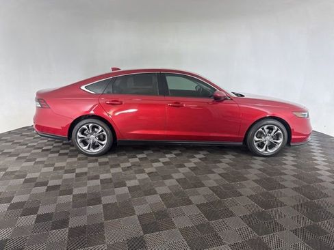 Used 2023 Honda Accord EX image 6