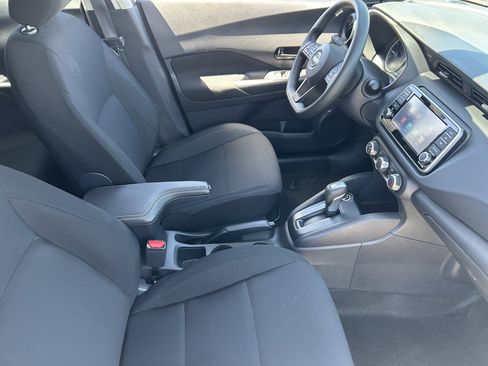 Used 2023 Nissan Kicks S FWD image 11