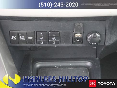 Used 2016 Toyota RAV4 Limited AWD/4WD image 24