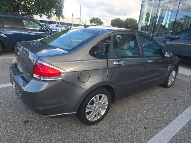 Used 2009 Ford Focus SEL FWD image 8