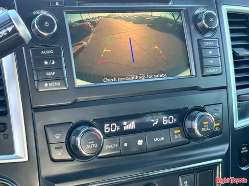 Used 2019 Nissan Titan SV w/ SV Convenience Package AWD/4WD image 27