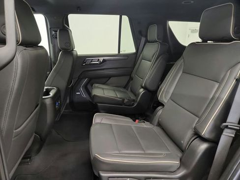 Used 2025 Chevrolet Tahoe Premier image 27