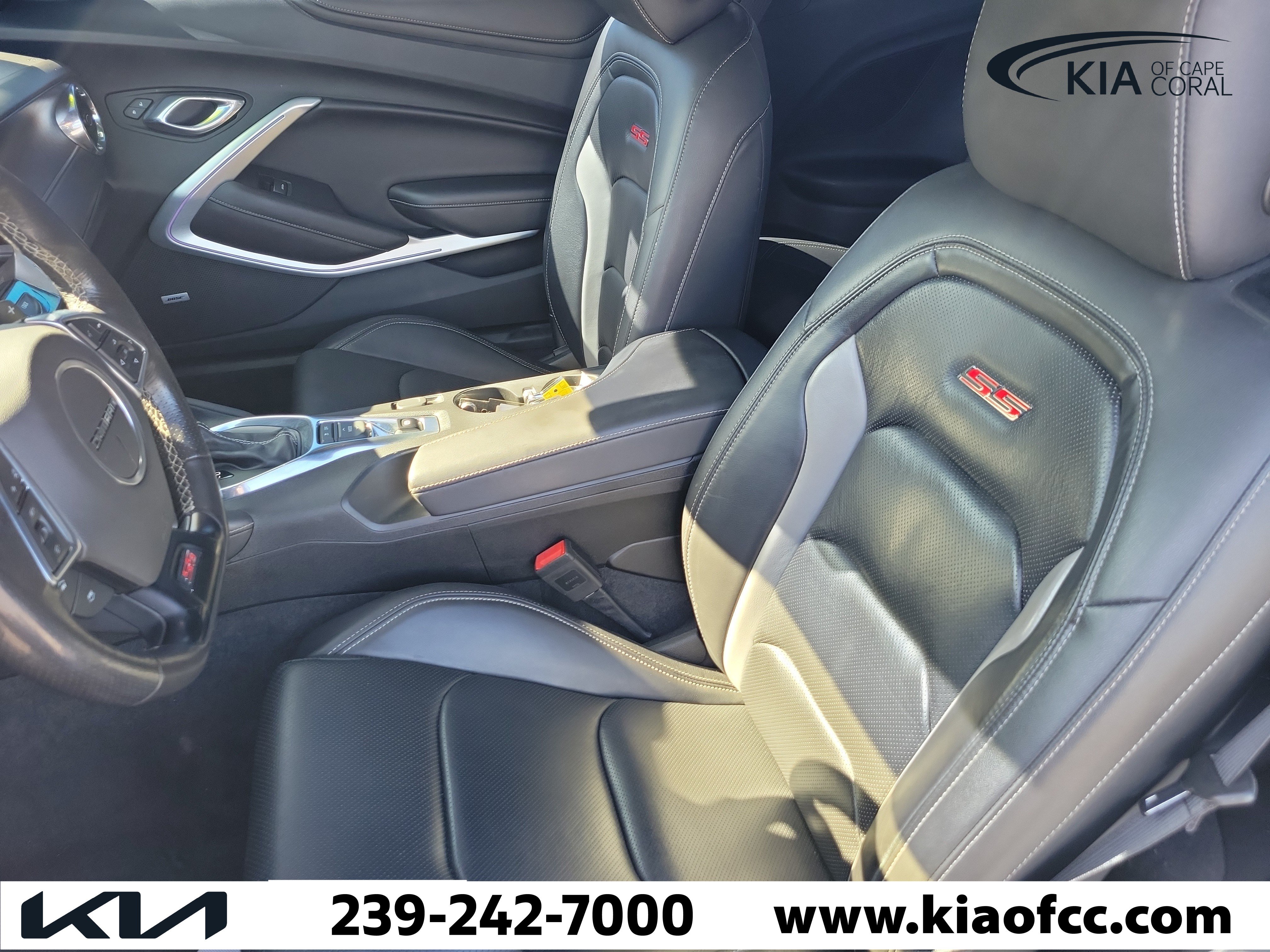 Used 2019 Chevrolet Camaro SS RWD image 11