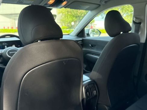 Used 2024 Hyundai Kona SEL AWD/4WD image 22