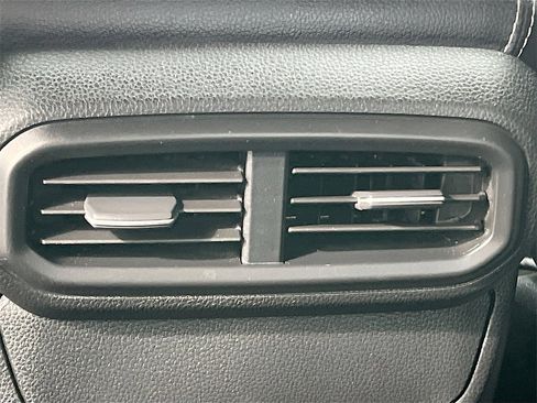 Used 2024 Honda Ridgeline Sport image 23