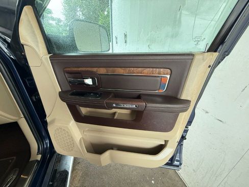 Used 2015 RAM 1500 Laramie Longhorn w/ Convenience Group image 28