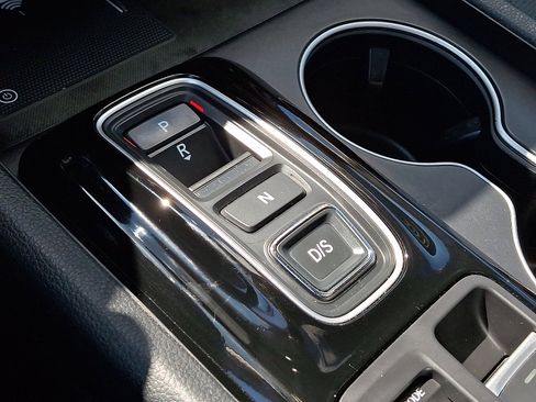 Used 2023 Honda Pilot Elite image 18