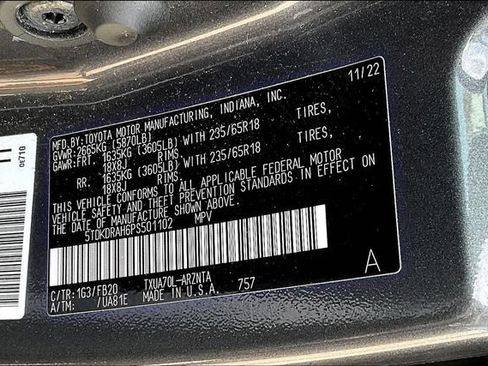 Used 2023 Toyota Highlander L FWD image 18