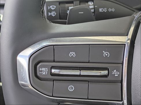 New 2026 GMC Acadia Elevation FWD image 18