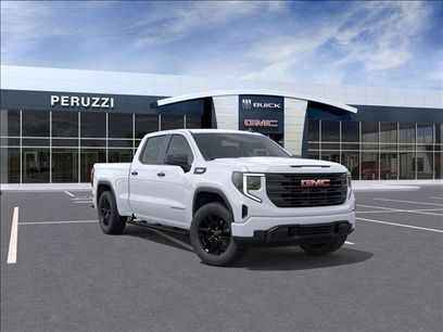 New 2025 GMC Sierra 1500 Pro w/ Graphite Edition