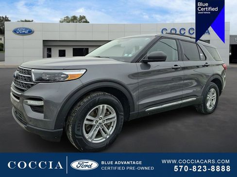 Certified 2022 Ford Explorer XLT w/ Equipment Group 202A image 1