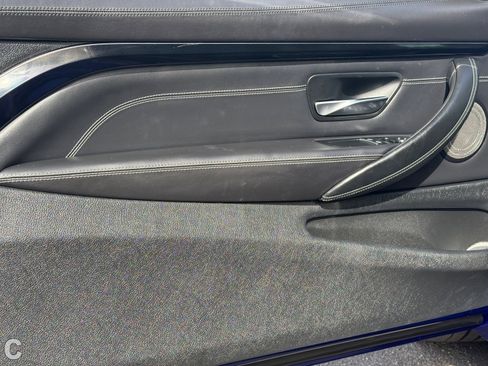 Used 2020 BMW M4 Coupe w/ Competition Package image 12