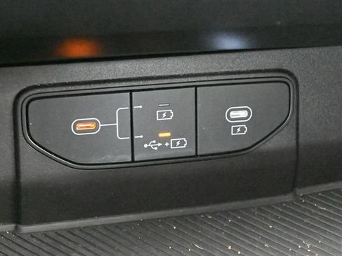 Used 2026 Kia Sportage LX FWD image 27