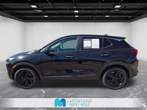Used 2025 Buick Encore GX Preferred FWD image 2