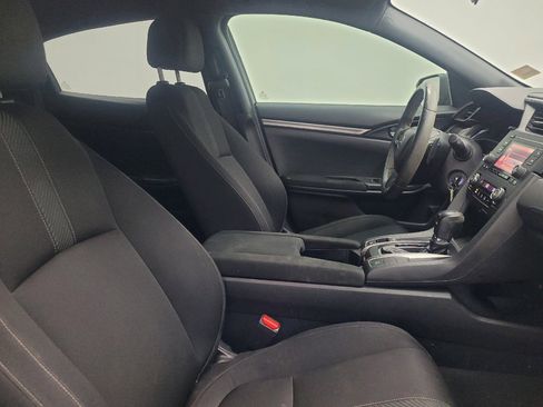 Used 2018 Honda Civic Sport image 21