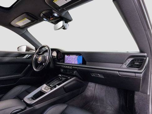 Used 2021 Porsche 911 Carrera image 17