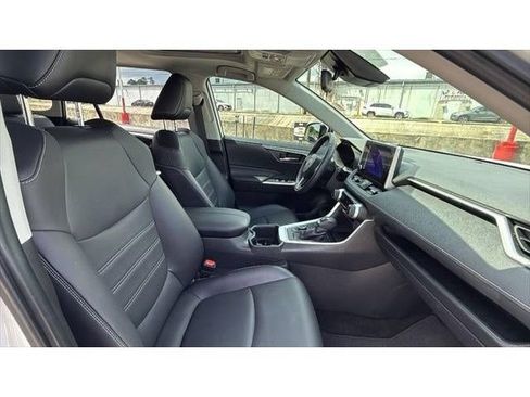Certified 2024 Toyota RAV4 XLE Premium AWD/4WD image 33