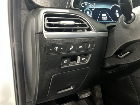 Used 2021 Hyundai Palisade Calligraphy image 16