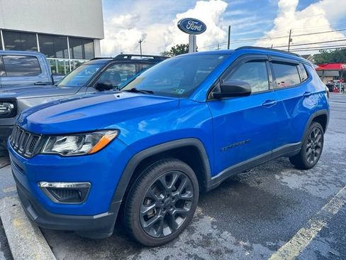 Used 2021 Jeep Compass Latitude w/ Sun and Sound Group AWD/4WD image 1